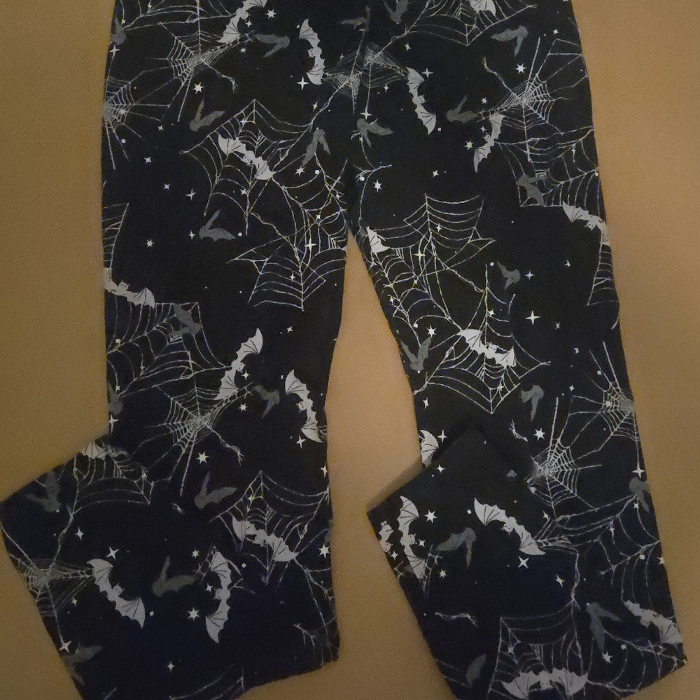 Medium Women's No Boundaries Bat and Spiderweb Leggings
